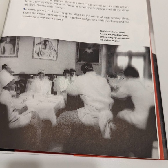 Emeril’s TV Dinners Kickin’ it Up a Notch (1998, Hardcover) – Cookbook, Recipes - Picture 8 of 9